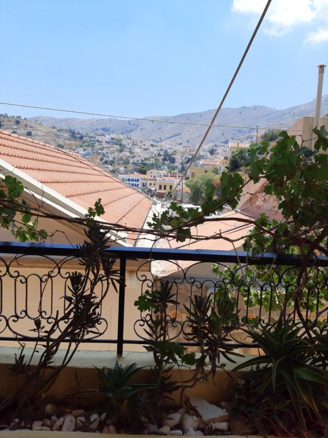 Marina Studios Symi Bagian luar foto