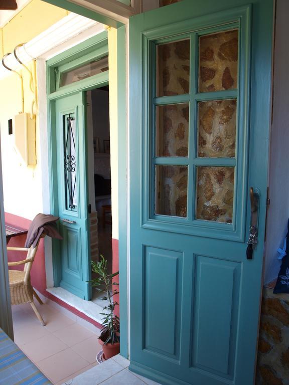 Marina Studios Symi Ruang foto